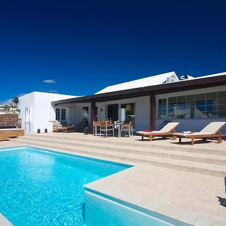 Perla Puerto del Carmen (Lanzarote)